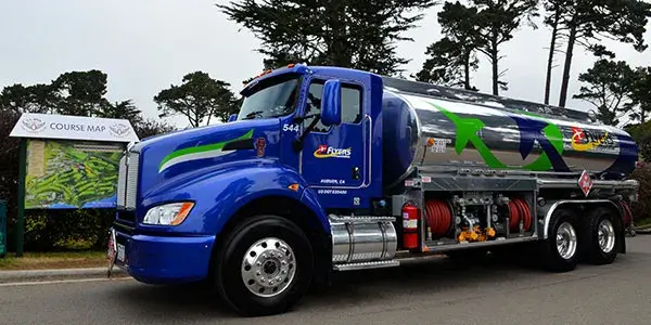 Single bobtail truck